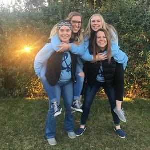 Meet your Posher, Marissa